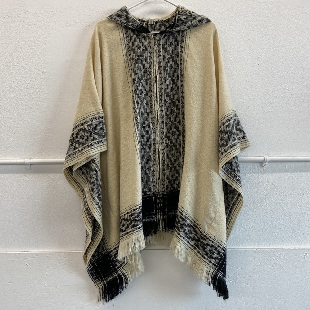 Urban outfitters ecote boho fringe zip front poncho sweater cream black one size